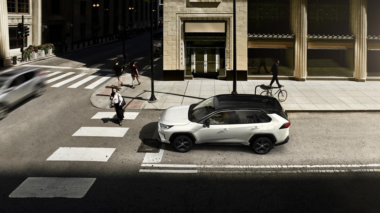 toyota-rav4-2019-gallery-03-full